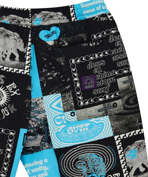 DEUS EX MACHINA(デウスエクスマキナ)の「WASHED AWAY SWIM SHORT リラックスフィット スイムショーツ(水着・メンズ・ブラック×ブルー・M/L/S)」の9枚目の写真