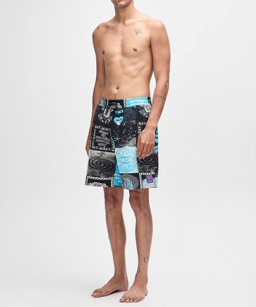 DEUS EX MACHINA(デウスエクスマキナ)の「WASHED AWAY SWIM SHORT リラックスフィット スイムショーツ(水着・メンズ・ブラック×ブルー・M/L/S)」の5枚目の写真