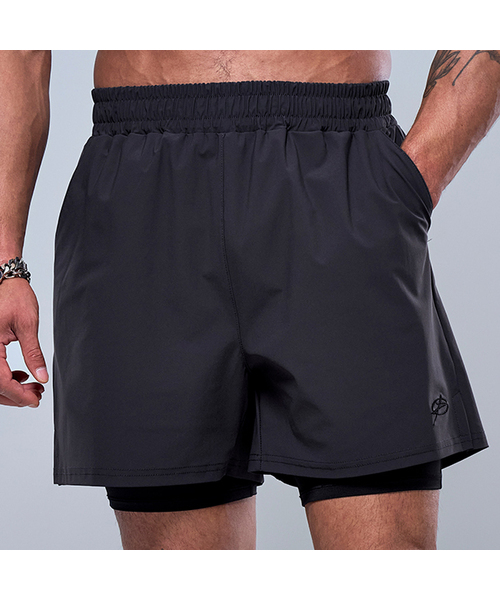 PHYSICAL GARMENTS（フィジカルガーメンツ）の「P2576 レギンスハーフパンツ [2COLOR]（その他パンツ・メンズ・ブラック/チャコール・MEDIUM/LARGE/X-LARGE/XX-LARGE）」の2枚目の写真