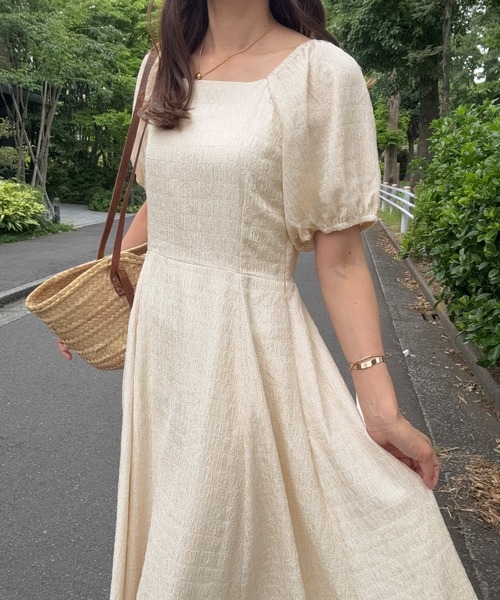 junoah(ジュノア)の「バックリボンフレアワンピース(ワンピース・レディース・ミント/アイボリー/ブラック・SMALL/MEDIUM/LARGE)」の1枚目の写真