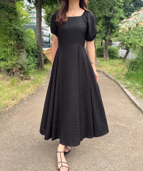 junoah(ジュノア)の「バックリボンフレアワンピース(ワンピース・レディース・ミント/アイボリー/ブラック・SMALL/MEDIUM/LARGE)」の2枚目の写真