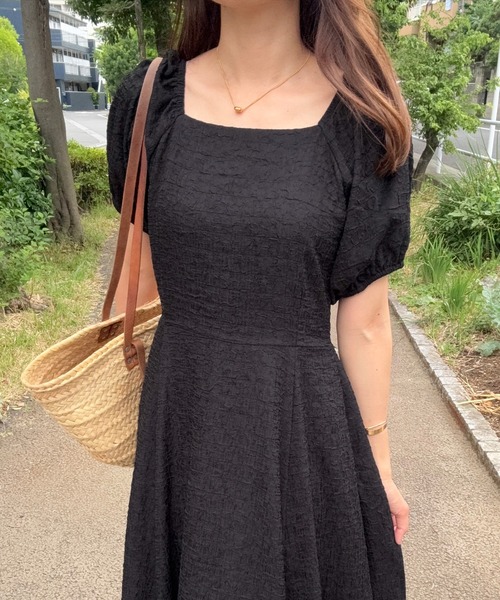 junoah(ジュノア)の「バックリボンフレアワンピース(ワンピース・レディース・ミント/アイボリー/ブラック・SMALL/MEDIUM/LARGE)」の10枚目の写真