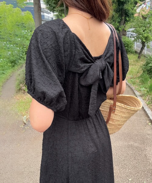 junoah(ジュノア)の「バックリボンフレアワンピース(ワンピース・レディース・ミント/アイボリー/ブラック・SMALL/MEDIUM/LARGE)」の11枚目の写真
