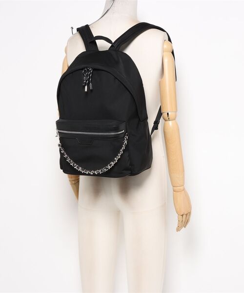 STELLA McCARTNEY(ステラマッカートニー)の「Backpack Eco Nylon / バックパック エコ ナイロン(バックパック/リュック・レディース・ブラック・ONE SIZE)」の5枚目の写真