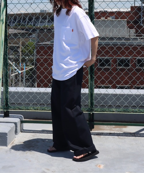 UNIVERSAL OVERALL(ユニバーサルオーバーオール)の「UNIVERSAL OVERALL / POCKET S/S TEE / 半袖ポケットTシャツ(Tシャツ/カットソー・メンズ・ブラック/ブラウン/サックスブルー/ホワイト・S/L/XL/M)」の6枚目の写真