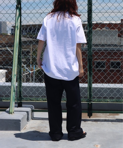 UNIVERSAL OVERALL(ユニバーサルオーバーオール)の「UNIVERSAL OVERALL / POCKET S/S TEE / 半袖ポケットTシャツ(Tシャツ/カットソー・メンズ・ブラック/ブラウン/サックスブルー/ホワイト・S/L/XL/M)」の7枚目の写真