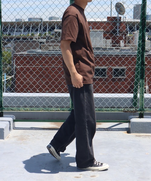 UNIVERSAL OVERALL(ユニバーサルオーバーオール)の「UNIVERSAL OVERALL / POCKET S/S TEE / 半袖ポケットTシャツ(Tシャツ/カットソー・メンズ・ブラック/ブラウン/サックスブルー/ホワイト・S/L/XL/M)」の20枚目の写真