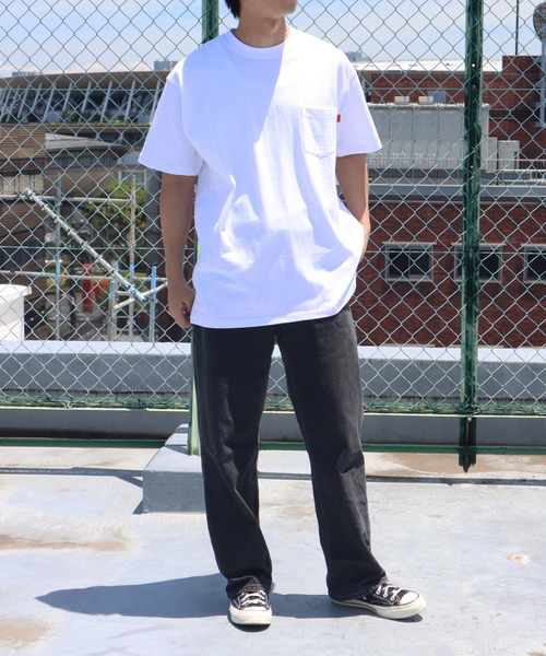 UNIVERSAL OVERALL(ユニバーサルオーバーオール)の「UNIVERSAL OVERALL / POCKET S/S TEE / 半袖ポケットTシャツ(Tシャツ/カットソー・メンズ・ブラック/ブラウン/サックスブルー/ホワイト・S/L/XL/M)」の11枚目の写真