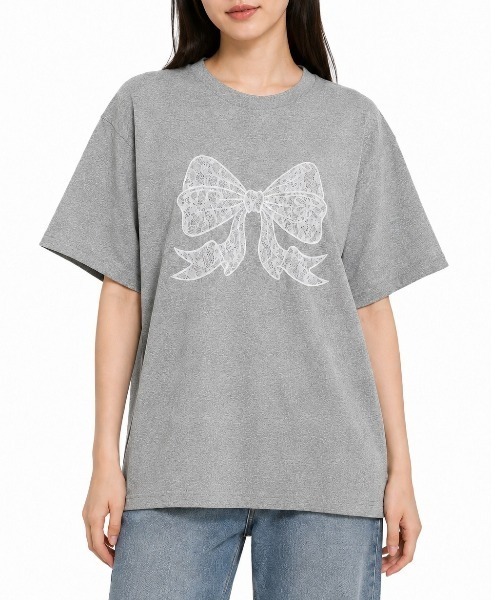 FreeZone(フリーゾーン)の「ピンクリボン・レースリボンプリント 半袖Tシャツ(Tシャツ/カットソー・メンズ・ホワイト/ブラック/グレー系/ダークグレー・F)」の12枚目の写真