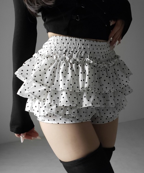 me+em select(ミームセレクト)の「【 2color 】ティアードフリルドットショートパンツ / tiered frill dot short pants(その他パンツ・レディース・ホワイト/ブラック・FREE)」の18枚目の写真