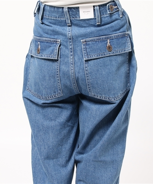 MOUSSY(マウジー)の「DENIM WORKERS WIDE PT(デニムパンツ・レディース・ブルー・26inch/27inch/24inch/25inch)」の8枚目の写真