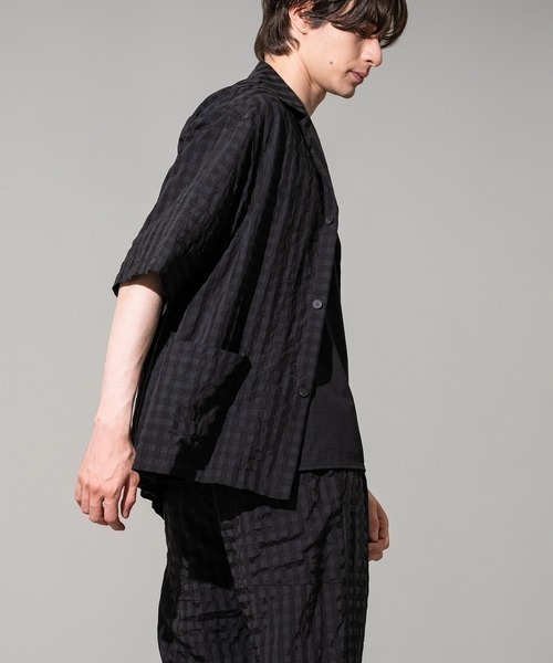 CITY TOKYO(シティトウキョウ)の「【CITY TOKYO/シティートーキョー】Seersucker shirt jacket(シャツ/ブラウス・メンズ・ブラック/チェック・1/2)」の8枚目の写真
