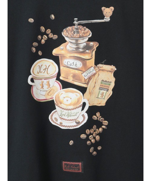 KARL HELMUT(カールヘルム)の「カフェカールプリントTシャツ(Tシャツ/カットソー・メンズ・レッド/ブラック/ベージュ/キナリ・LARGE/MEDIUM)」の8枚目の写真