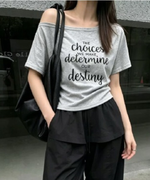 semuse(セミューズ)の「ロゴプリントワンショルダーTシャツ(Tシャツ/カットソー・レディース・ホワイト/グレー/ブラック・FREE)」の7枚目の写真