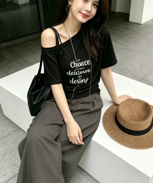 semuse(セミューズ)の「ロゴプリントワンショルダーTシャツ(Tシャツ/カットソー・レディース・ホワイト/グレー/ブラック・FREE)」の8枚目の写真