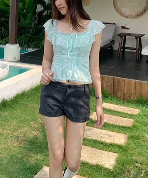 LUCPY(ラクピー)の「レースアップシャーリングブラウス(シャツ/ブラウス・レディース・ライトブルー/ホワイト・SMALL/LARGE/MEDIUM/X-LARGE)」の5枚目の写真