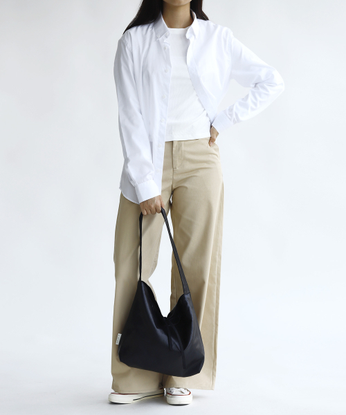 SOCHARMING（ソーチャーミング）の「Solid Leather Reversible Shoulder Bag - 4 colors（ショルダーバッグ・レディース・ブラック/ブラウン/グレー/カーキ・FREE）」の10枚目の写真