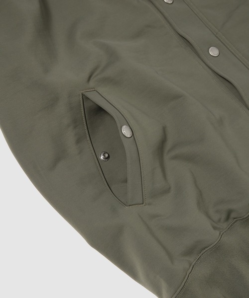 COMME des GARCONS HOMME(コム デ ギャルソン・オム)の「MA-1 STYLE COTTON NYLON CARDIGAN(カーディガン/ボレロ・メンズ・カーキ/ブラック・S/M/L)」の7枚目の写真