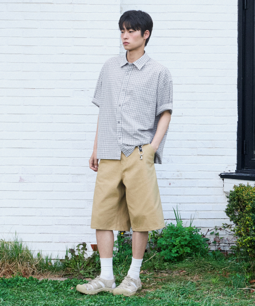 F.ILLUMINATE(フィルミネイト)の「ツイルコットンバミューダショーツ-ベージュ(その他パンツ・レディース・その他・SMALL/MEDIUM/LARGE)」の4枚目の写真
