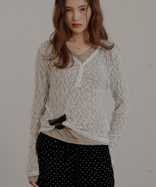 MUHET(ミュエータ)の「【set item】sheer layered gather tops / シアーレイヤードギャザーロンTセット(Tシャツ/カットソー・レディース・チャコールグレー/オフホワイト/ネイビー/ブラウン・FREE)」の2枚目の写真