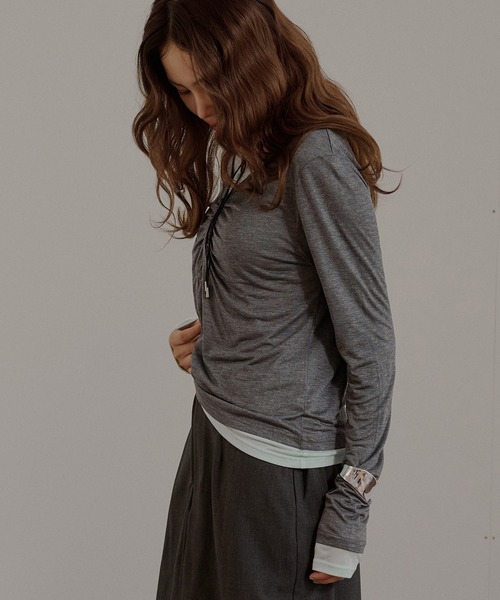 MUHET(ミュエータ)の「【set item】sheer layered gather tops / シアーレイヤードギャザーロンTセット(Tシャツ/カットソー・レディース・チャコールグレー/オフホワイト/ネイビー/ブラウン・FREE)」の19枚目の写真