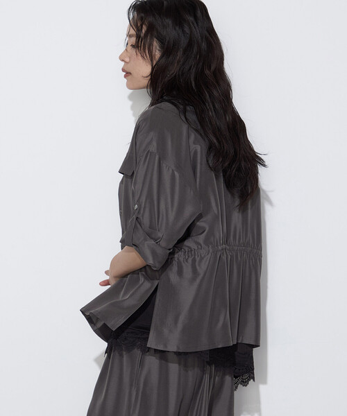 K.T KIYOKO TAKASE(キヨコタカセ)の「ライトシルクウール ミリタリーシャツ(シャツ/ブラウス・レディース・ブラック/チャコールグレー・9号)」の22枚目の写真