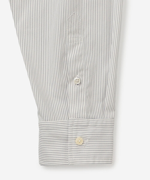 nicholson&nicholson（ニコルソンアンドニコルソン）の「nicholson & nicholson | フリルカラー 長袖ショートシャツ WOMEN（シャツ/ブラウス・レディース・ホワイト系その他・38）」の5枚目の写真