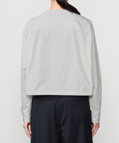 nicholson&nicholson（ニコルソンアンドニコルソン）の「nicholson & nicholson | フリルカラー 長袖ショートシャツ WOMEN（シャツ/ブラウス・レディース・ホワイト系その他・38）」の11枚目の写真