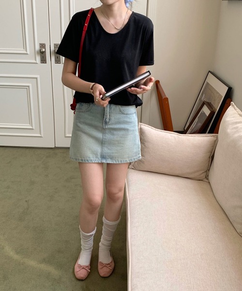 Girly Doll(ガーリードール)の「ラウンドVネックシアーTシャツ(Tシャツ/カットソー・レディース・ライトイエロー/ホワイト/ブラック/ピンク/ライトブルー・FREE)」の8枚目の写真