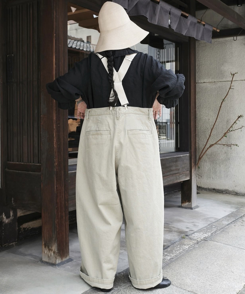 JOURNAL STANDARD LUXE(ジャーナルスタンダード ラックス)の「MATEY's サスペンダーパンツ(その他パンツ・レディース・ベージュ/ブラック・FREE)」の15枚目の写真