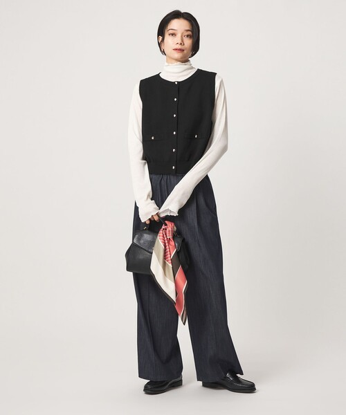 green label relaxing(グリーンレーベルリラクシング)の「ニットベスト×フリルネック ブラウス(シャツ/ブラウス・レディース・モカ/ブラック/ナチュラル・FREE)」の15枚目の写真