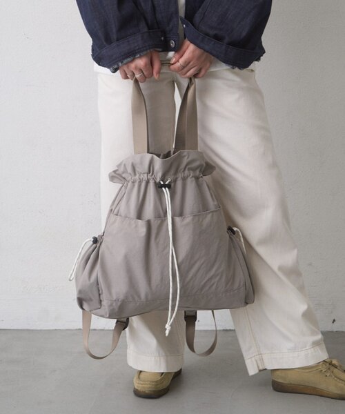 CIAOPANIC TYPY(チャオパニックティピー)の「:【ZOZO限定】リュック/肩掛けマルチウェイ撥水BAG(バックパック/リュック・レディース・ブラック/グレー・ONE SIZE)」の1枚目の写真