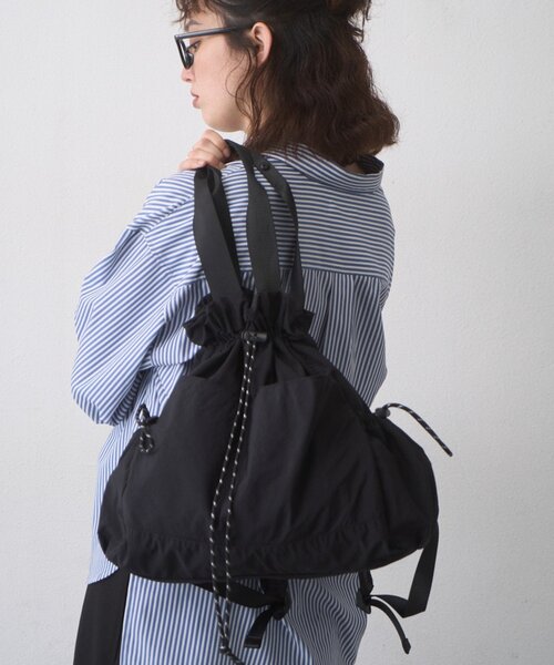 CIAOPANIC TYPY(チャオパニックティピー)の「:【ZOZO限定】リュック/肩掛けマルチウェイ撥水BAG(バックパック/リュック・レディース・ブラック/グレー・ONE SIZE)」の6枚目の写真
