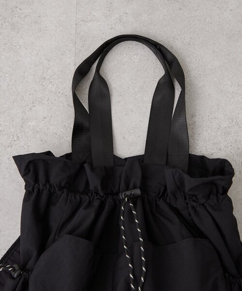 CIAOPANIC TYPY(チャオパニックティピー)の「:【ZOZO限定】リュック/肩掛けマルチウェイ撥水BAG(バックパック/リュック・レディース・ブラック/グレー・ONE SIZE)」の11枚目の写真