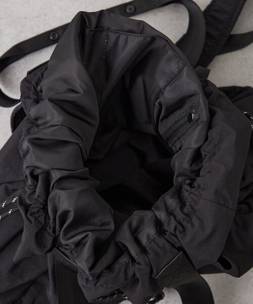 CIAOPANIC TYPY(チャオパニックティピー)の「:【ZOZO限定】リュック/肩掛けマルチウェイ撥水BAG(バックパック/リュック・レディース・ブラック/グレー・ONE SIZE)」の16枚目の写真