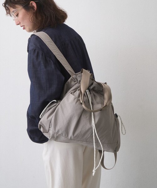 CIAOPANIC TYPY(チャオパニックティピー)の「:【ZOZO限定】リュック/肩掛けマルチウェイ撥水BAG(バックパック/リュック・レディース・ブラック/グレー・ONE SIZE)」の18枚目の写真