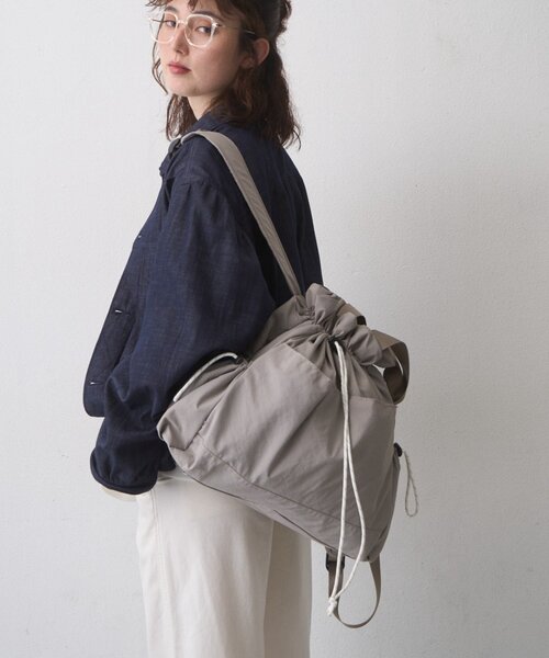 CIAOPANIC TYPY(チャオパニックティピー)の「:【ZOZO限定】リュック/肩掛けマルチウェイ撥水BAG(バックパック/リュック・レディース・ブラック/グレー・ONE SIZE)」の19枚目の写真