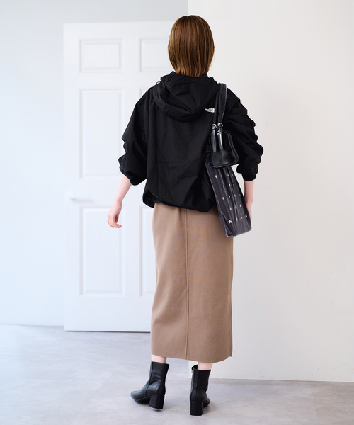 U by SPICK&SPAN(ユーバイスピックアンドスパン)の「《追加》THE NORTH FACE/ザ・ノース・フェイス COMPACT JACKET(マウンテンパーカー・レディース・ブラック/ベージュ・MEDIUM)」の6枚目の写真