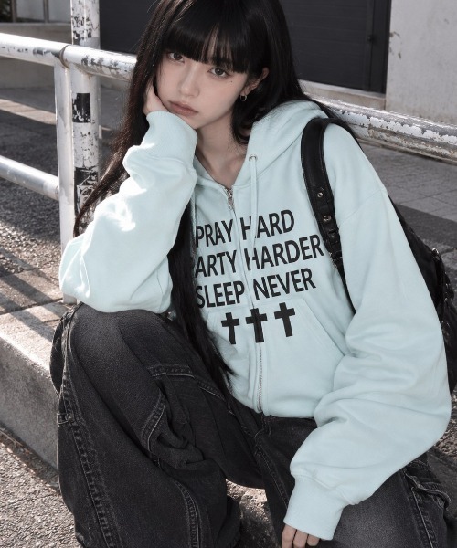 Openyard(オープンヤード)の「『Openyard/オープンヤード』PRAY HARD HOODIE ZIP UP/プレイハードジップアップパーカー(パーカー・レディース・ミント・L/M)」の1枚目の写真
