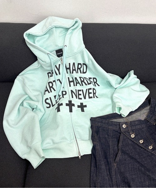Openyard(オープンヤード)の「『Openyard/オープンヤード』PRAY HARD HOODIE ZIP UP/プレイハードジップアップパーカー(パーカー・レディース・ミント・L/M)」の2枚目の写真