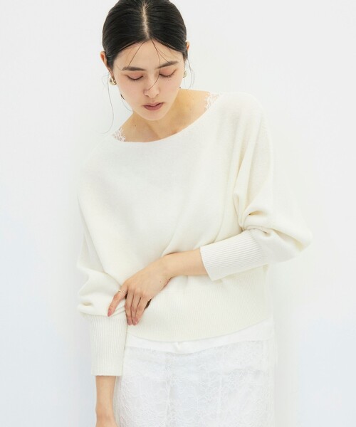 NOLLEY’S Sophi(ノーリーズソフィ)の「【BECシリーズ】カシミヤ混紡毛ショート丈プルオーバー(ニット/セーター・レディース・ダークブラウン/オフホワイト/ベビーピンク/ダークネイビー・38)」の20枚目の写真