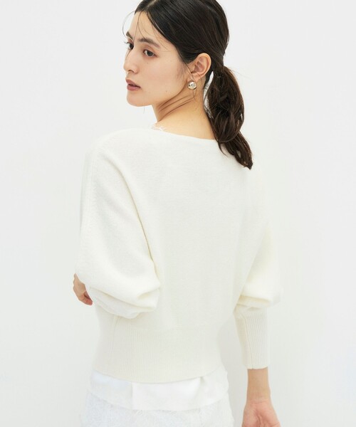 NOLLEY’S Sophi(ノーリーズソフィ)の「【BECシリーズ】カシミヤ混紡毛ショート丈プルオーバー(ニット/セーター・レディース・ダークブラウン/オフホワイト/ベビーピンク/ダークネイビー・38)」の19枚目の写真