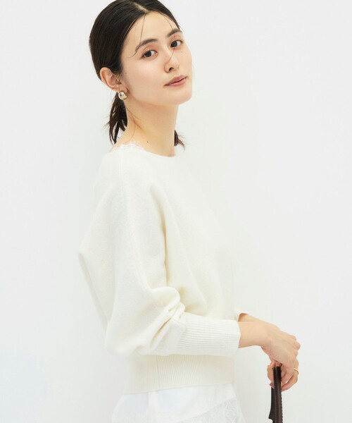 NOLLEY’S Sophi(ノーリーズソフィ)の「【BECシリーズ】カシミヤ混紡毛ショート丈プルオーバー(ニット/セーター・レディース・ダークブラウン/オフホワイト/ベビーピンク/ダークネイビー・38)」の18枚目の写真