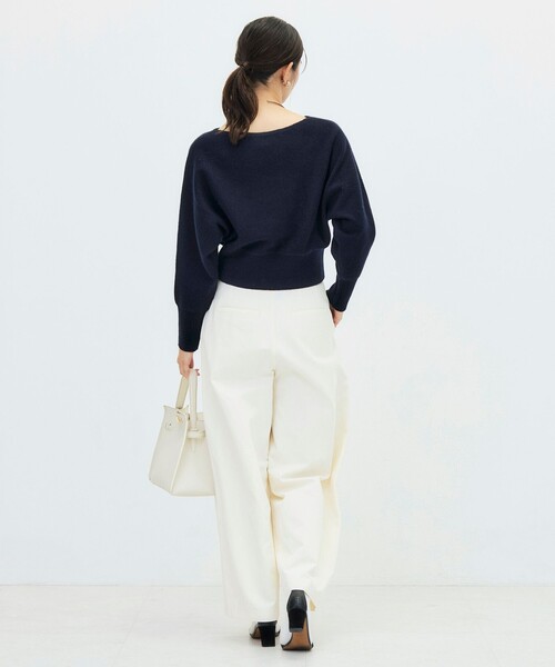 NOLLEY’S Sophi(ノーリーズソフィ)の「【BECシリーズ】カシミヤ混紡毛ショート丈プルオーバー(ニット/セーター・レディース・ダークブラウン/オフホワイト/ベビーピンク/ダークネイビー・38)」の12枚目の写真