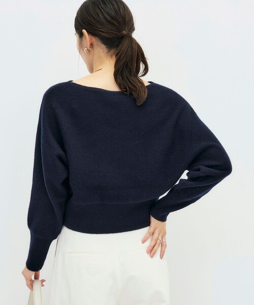NOLLEY’S Sophi(ノーリーズソフィ)の「【BECシリーズ】カシミヤ混紡毛ショート丈プルオーバー(ニット/セーター・レディース・ダークブラウン/オフホワイト/ベビーピンク/ダークネイビー・38)」の6枚目の写真
