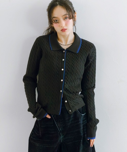 RAGEBLUE(レイジブルー)の「バイカラーケーブルポロニットカーディガン(ニット/セーター・レディース・ブラック/レッド/ホワイト・FREE)」の3枚目の写真