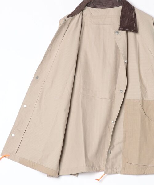 THRIFTY LOOK(スリフティールック)の「THRIFTY LOOK / スリフティールック US MADE UPCYCLE COACHERS JACKET リメイク コーチジャケット(ミリタリージャケット・メンズ・カーキ/オリーブ・LARGE/MEDIUM)」の4枚目の写真