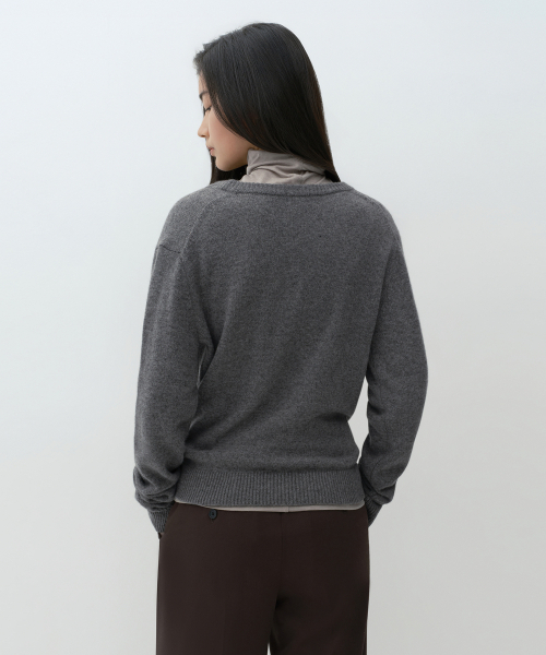 MUSINSA STANDARD WOMAN（ムシンサスタンダードウーマン）の「[ビクトリアウール] レディース Vネックニット [ヘザーグレー]（ニット/セーター・レディース・その他・SMALL/MEDIUM/LARGE/X-SMALL）」の3枚目の写真