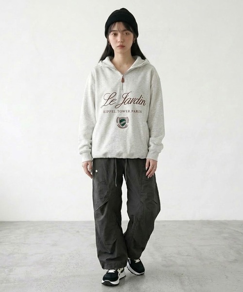 CRB（シーアールビー）の「刺繍ロゴハーフジップパーカー（パーカー・レディース・ブラック/ブラウン/オートミール・F）」の14枚目の写真