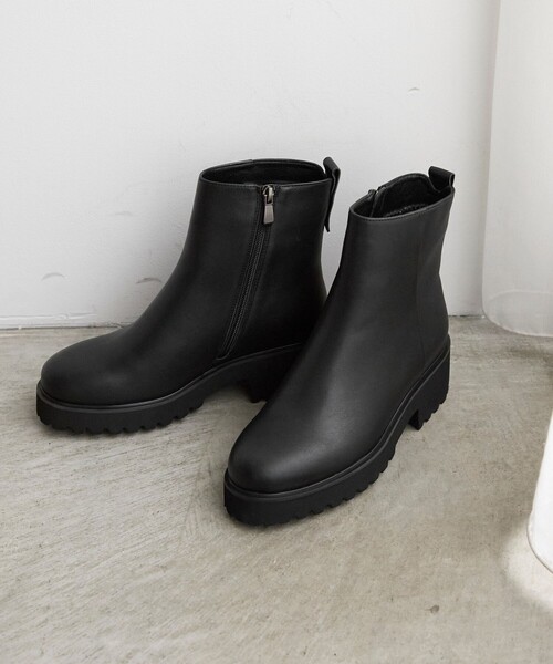 ATELIER BRUGGE(アトリエブルージュ)の「ATELIER BRUGGE/アトリエブルージュ レザーサイドジップブーツ【限定展開】(ブーツ・レディース・ブラウン/ブラック・24.0cm/23.5cm/23.0cm/24.5cm)」の16枚目の写真